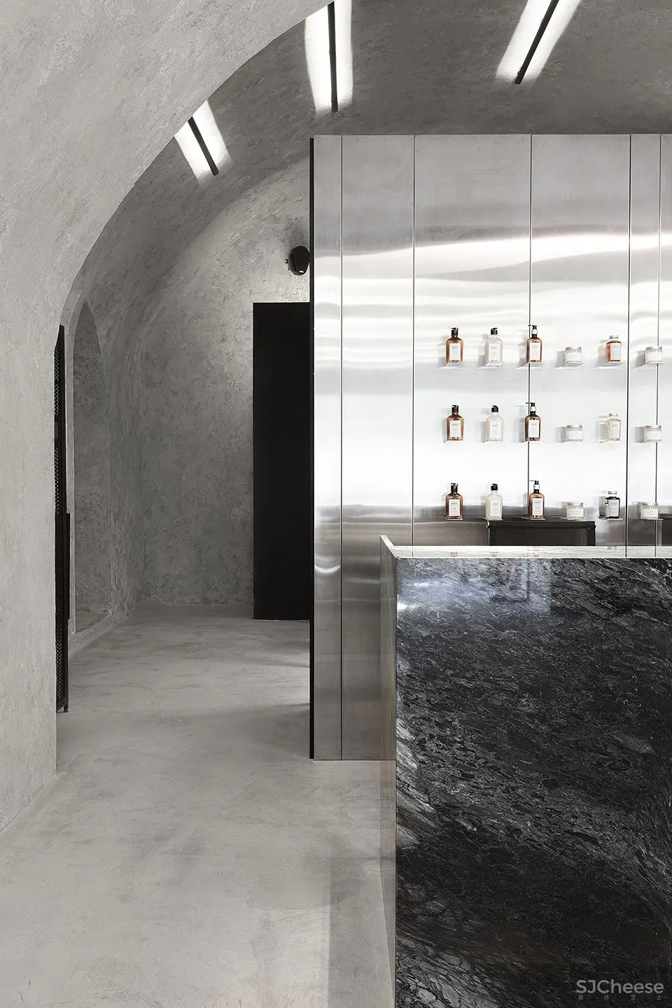 KULT纹身理发工作室 Sivak Partners