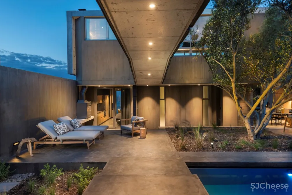 Gavin Maddock | Olive Tree Villa , 现代豪华的海滨别墅