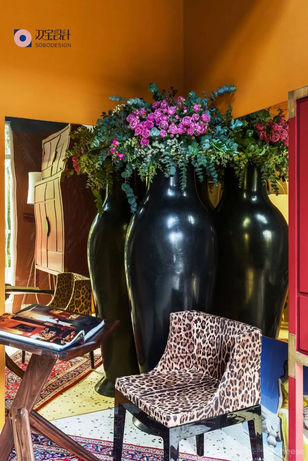 满满艺术复古风,她的家装扮得戏剧感十足 双宝设计