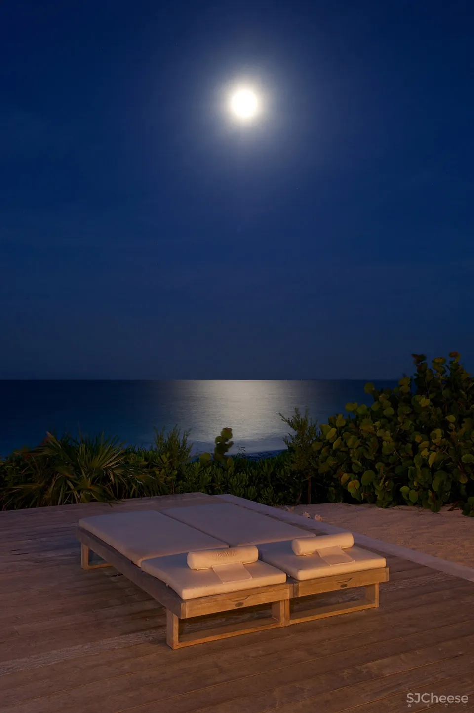 巴哈马沙丘上的面朝大海的优雅住宅 Oppenheim Architecture