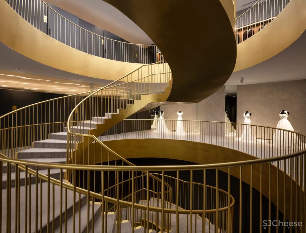 西班牙·SEDKA NOVIAS高级婚纱店 Pablo Muñoz Payá Arquitectos