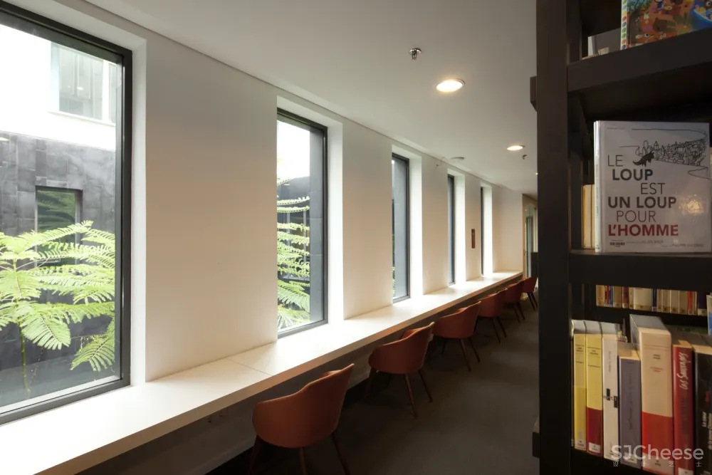 Embassy of France and French Institute in Jakarta Segond