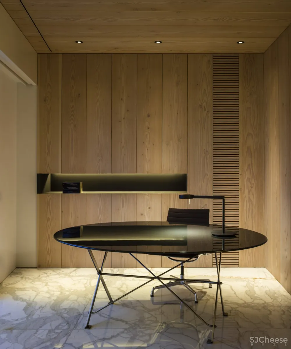Francesc Rifé | BG Apartment , 经典建筑的顶层公寓