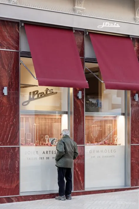 120㎡西班牙J.Prats珠宝店及工作室设计