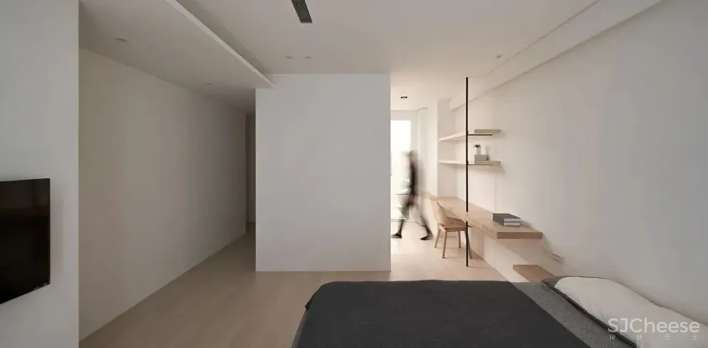 一条木质人行道贯穿公私区域,家还可以这样分 虫点子设计