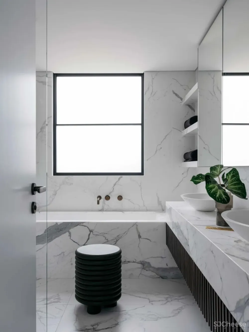 精致与优雅的缩影 Nina Maya