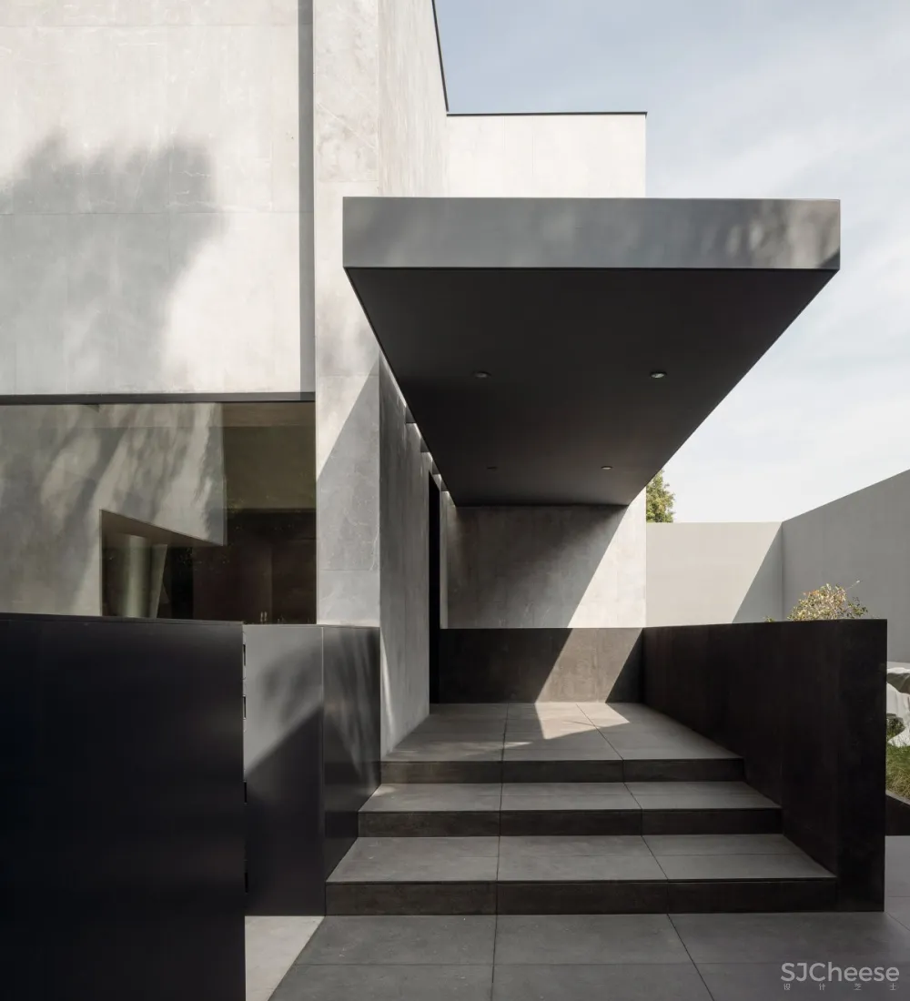 Francesc Rifé | ADH House , 具有秩序感的极简别墅