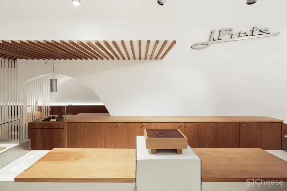 120㎡西班牙J.Prats珠宝店及工作室设计