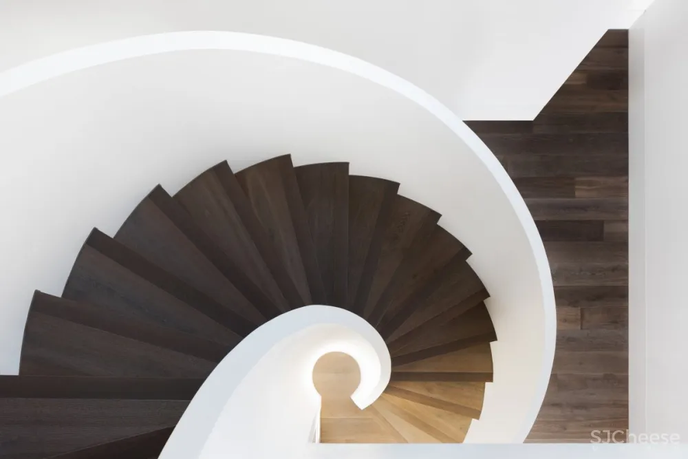 Cera Stribley | Caroline , 当代鲜明的古朴住宅