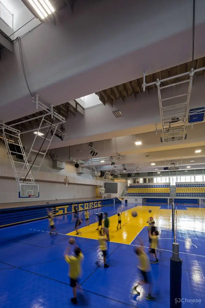 The Saint George College’s Gymnasium Gonzalo Mardones V Arquitectos
