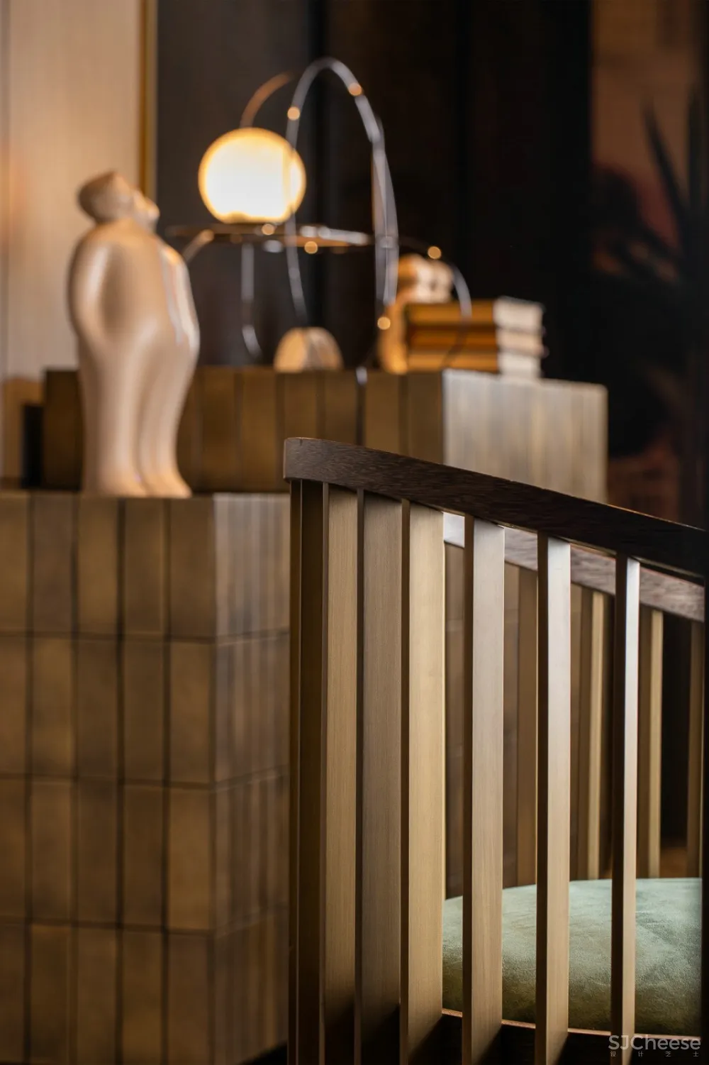 硬核奢雅住宅，感知金属质感的魅力！