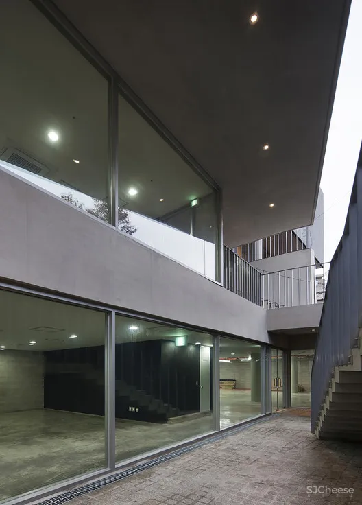 首尔Spacumer 综合大楼 LEAU design + Kim Dong