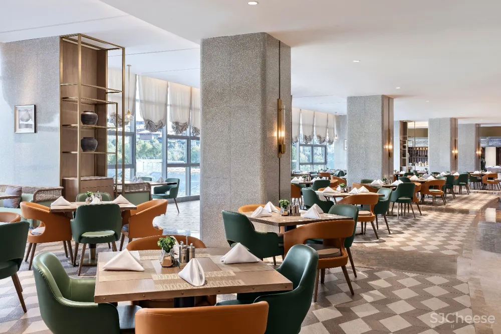 贵阳卢浮宫金熙酒店 中深建设计院