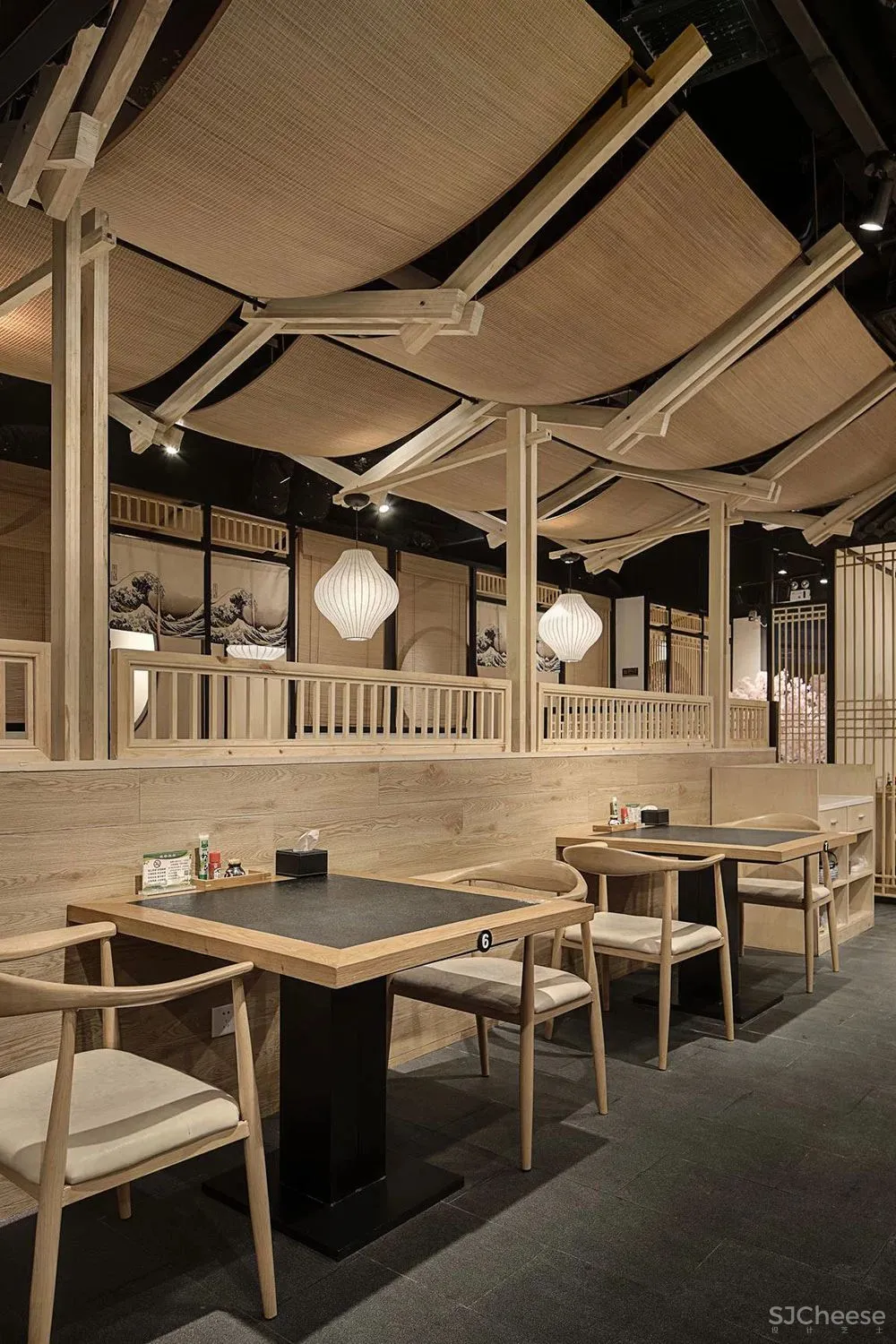 正所谓:越中式,越高级