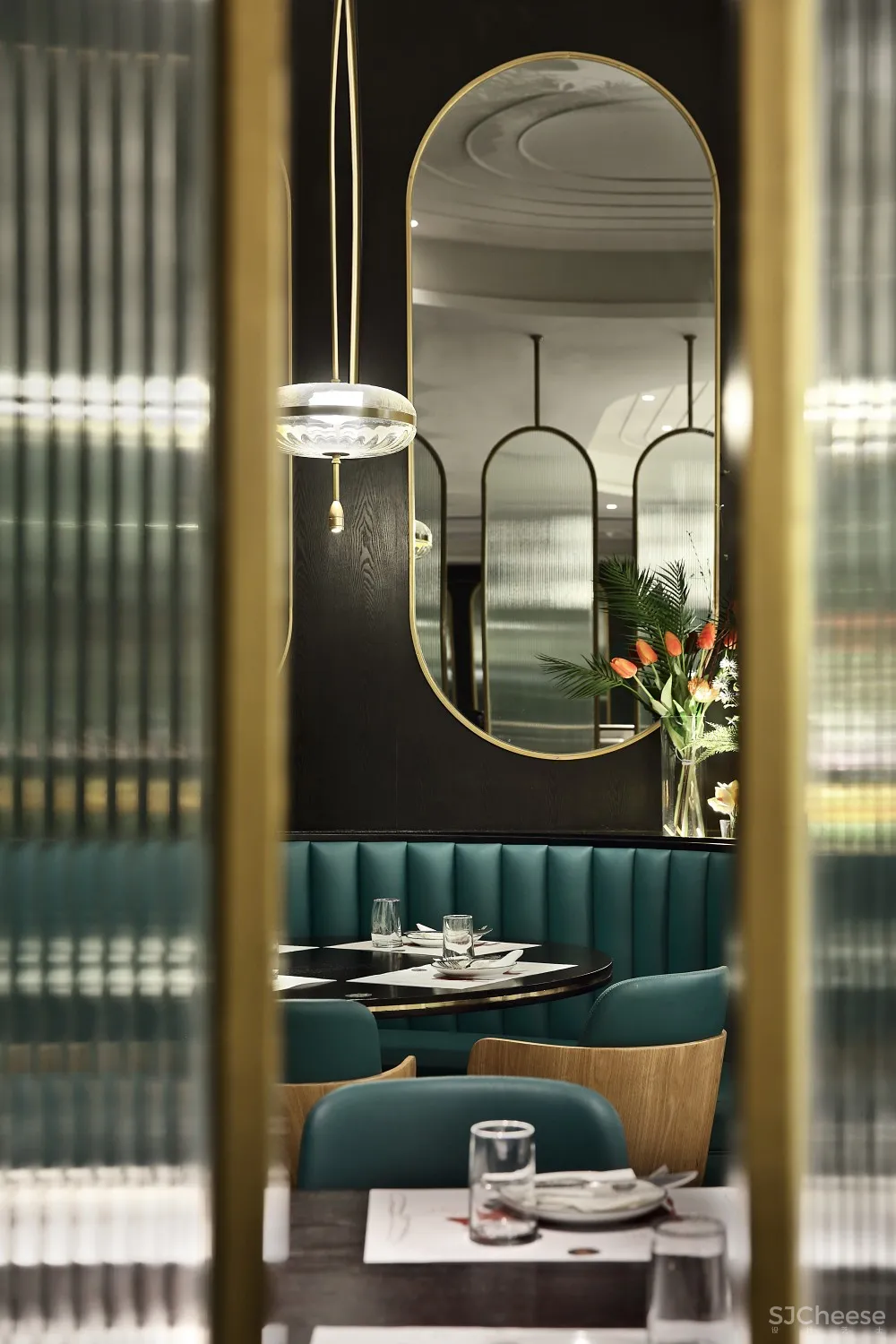 原石品牌餐厅设计【艺鼎新作·原石牛扒】 一场舌尖上的欧式户外花园之旅