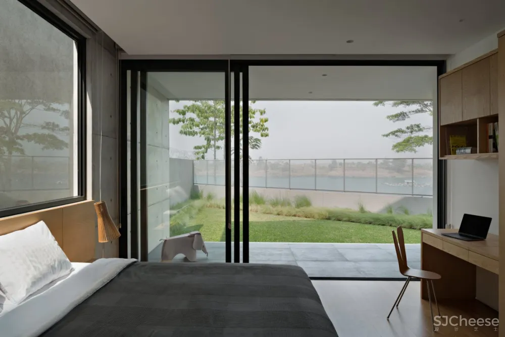 Pranala Associates | Iyashi House , 现代混凝土景观别墅