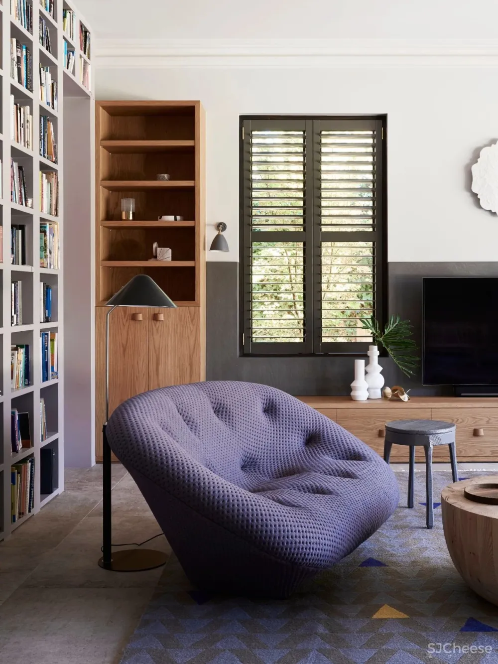 好色，理所当设