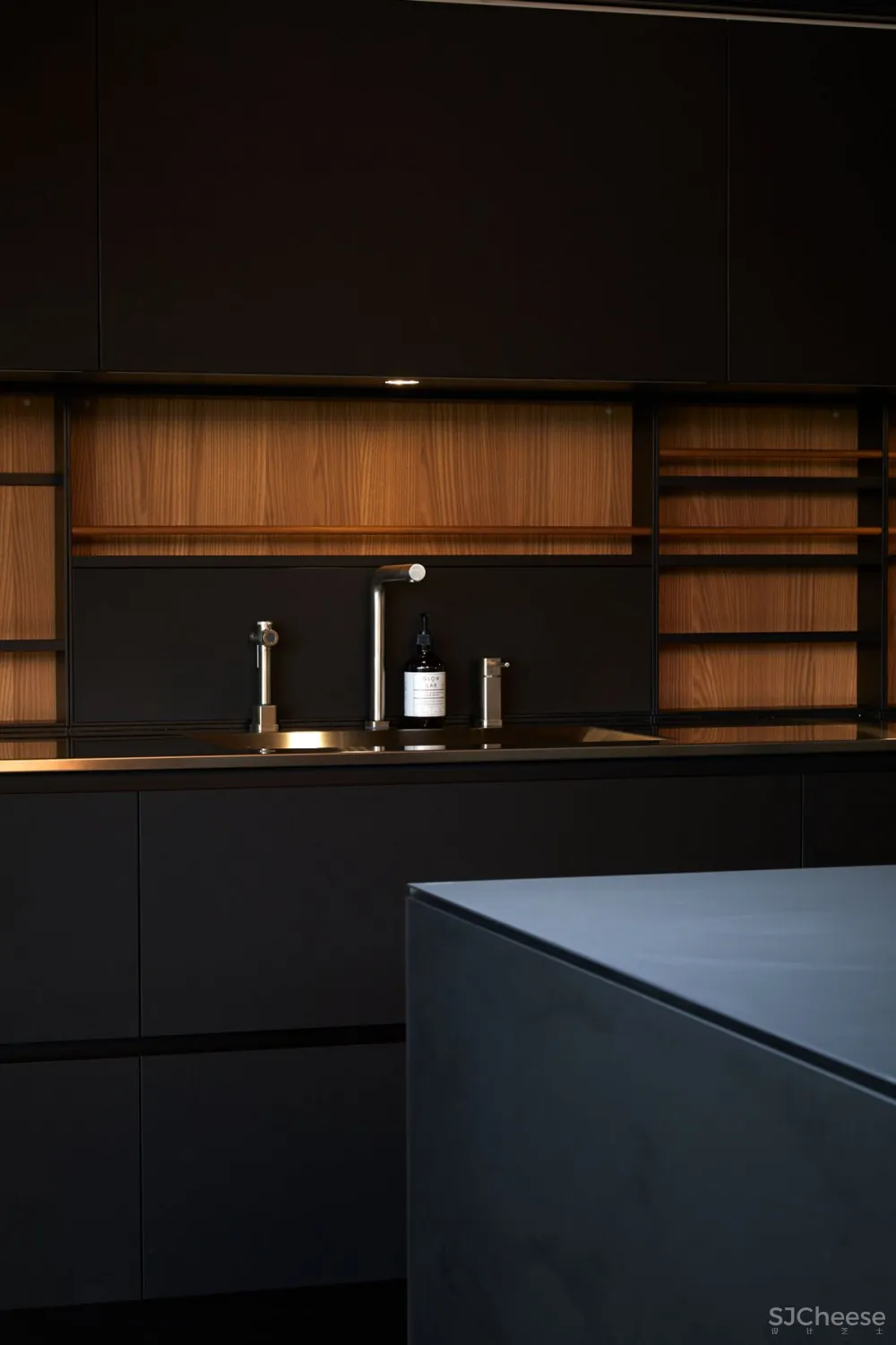 BDG Architects | Collectors House , 新旧工业美学的融合