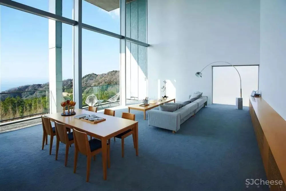 安藤忠雄雪藏17年的神秘作品被改造成酒店,供客人裸泳