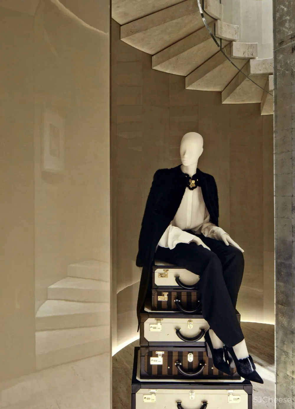 Gwenael Nicolas | Fendi Montenapoleone , 奢华芬迪精品店