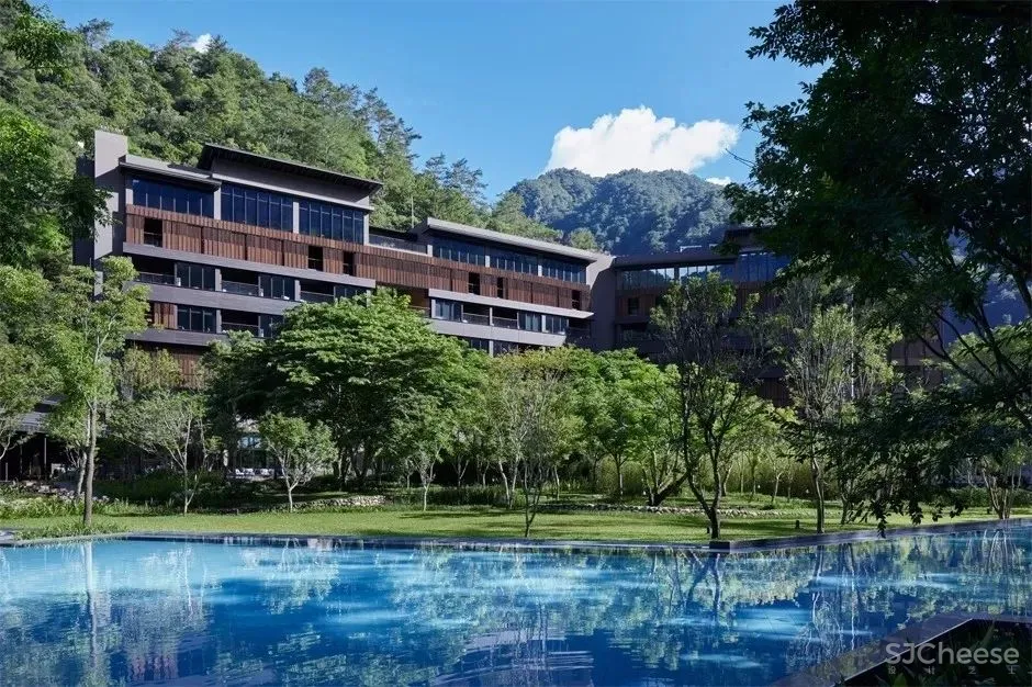 国内第一家-台中谷关“虹夕诺雅”的温泉度假酒店!