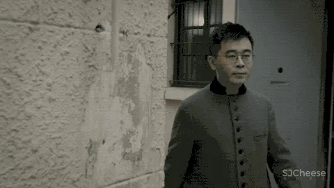 给明星装了多套房子后,他买下3层别墅,为自己打造出终极豪宅