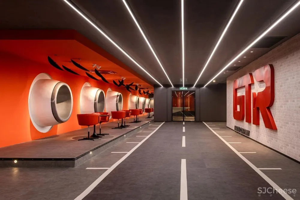 旧机场惊艳变身潮味办公室,上班也要有幸福感!