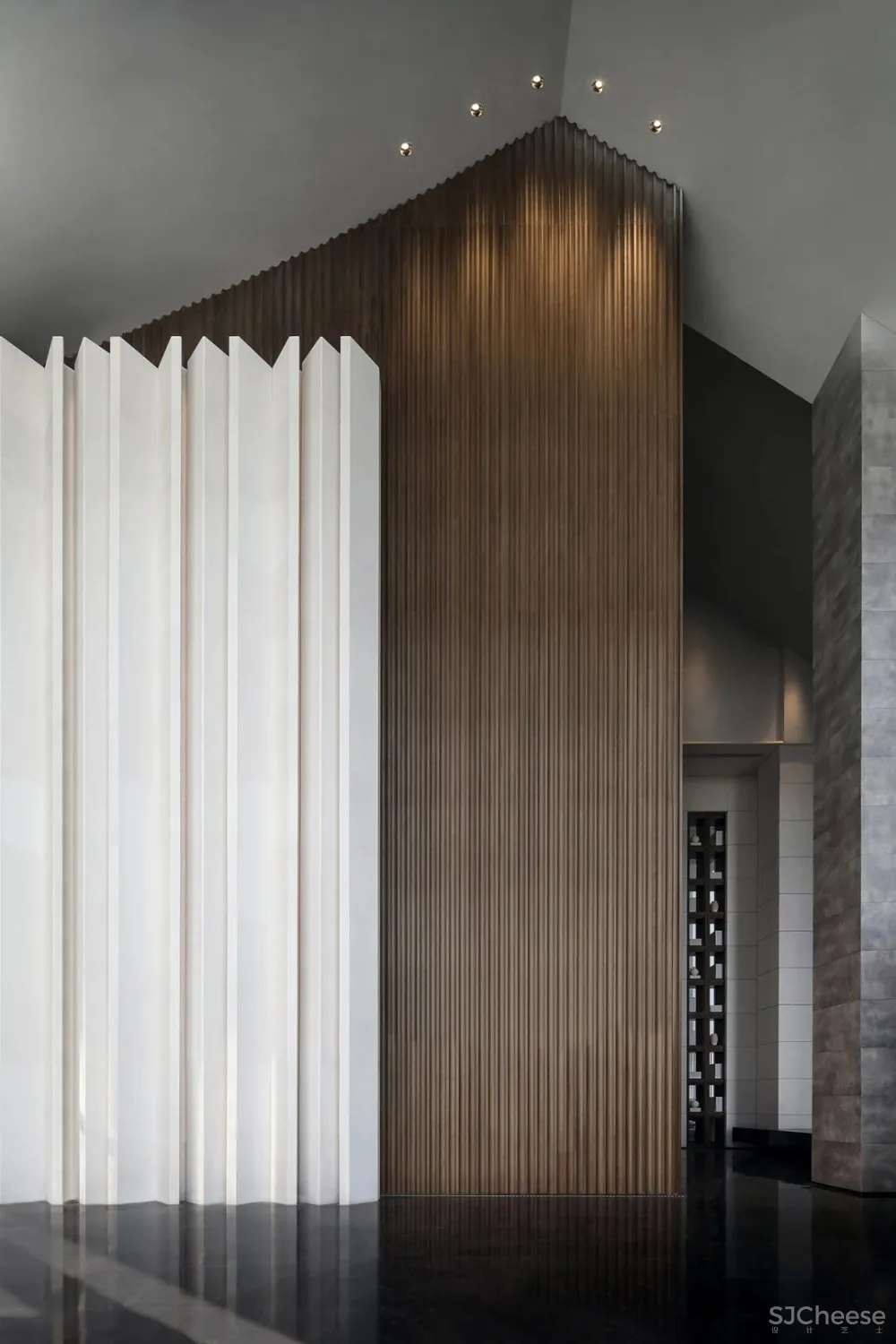 CCD.郑中新作 广州「保利·拾光年」售楼处 效果图和实景照片