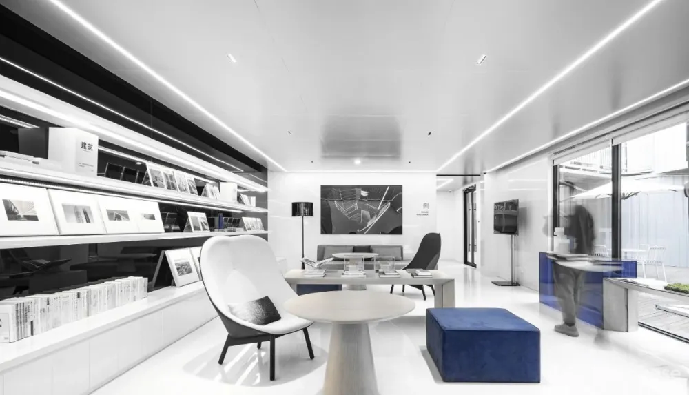 覃思新作 把超甲级办公空间装进集装箱里总共分几步?