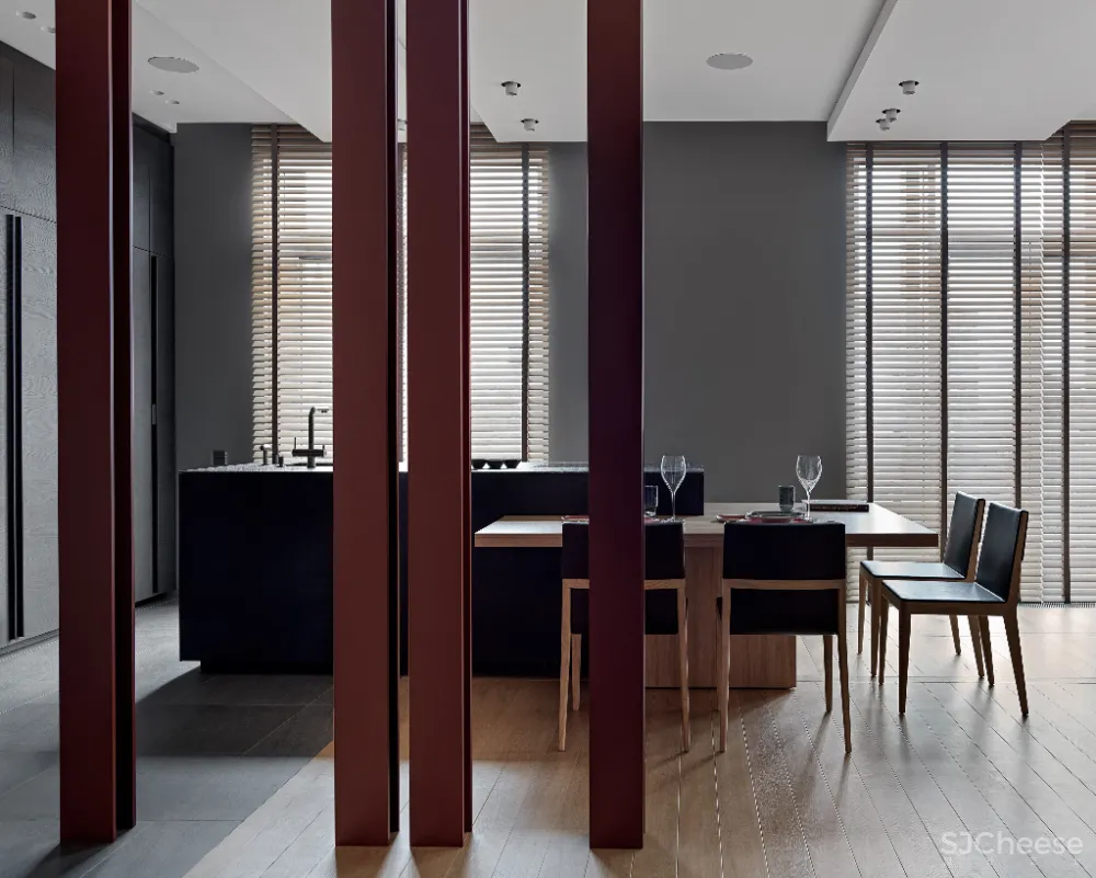 独居女性的126平米让时髦与智能打造“暗黑系”的温暖空间