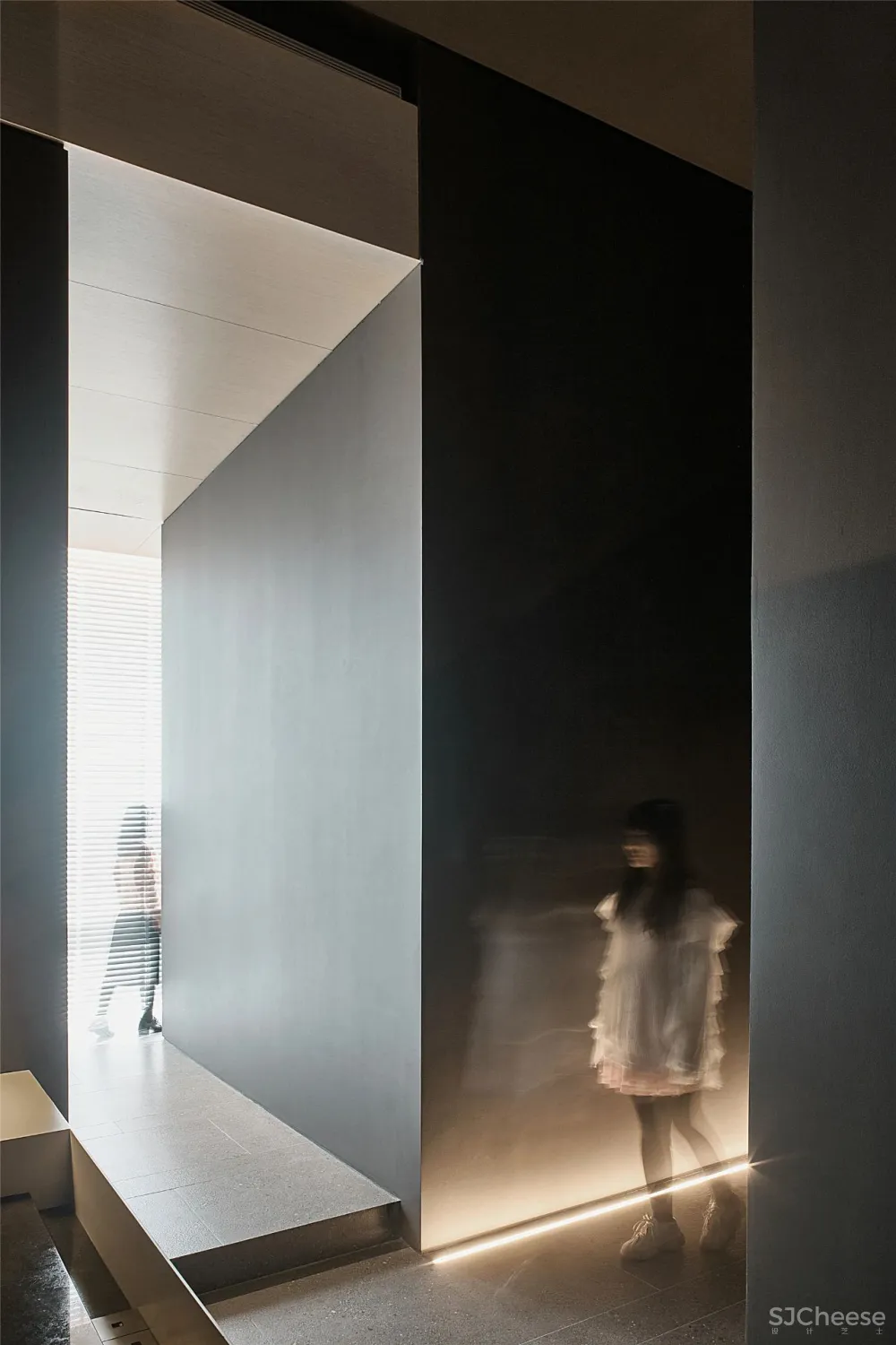 大成设计丨静谧、冷峻的黑白灰,诉说感官