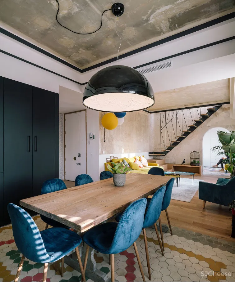 冲凉时俯瞰城市美景？这个穹顶之下的住宅有点狂野