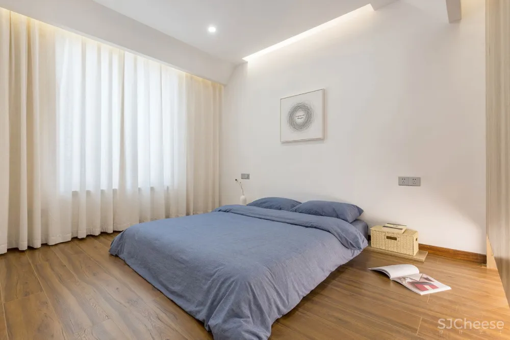 火到央视的极致毛坯房改造：家里什么都用白的，整个房子在发光