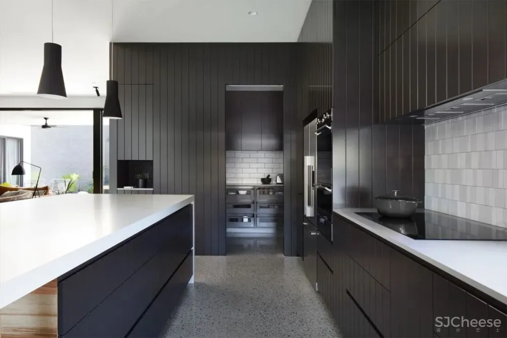 Fiona Austin 新作 历史与当代 传承中复兴