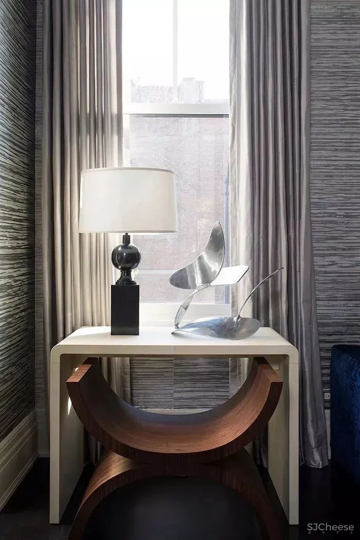 高级灰 蓝色，打造优雅的高贵感