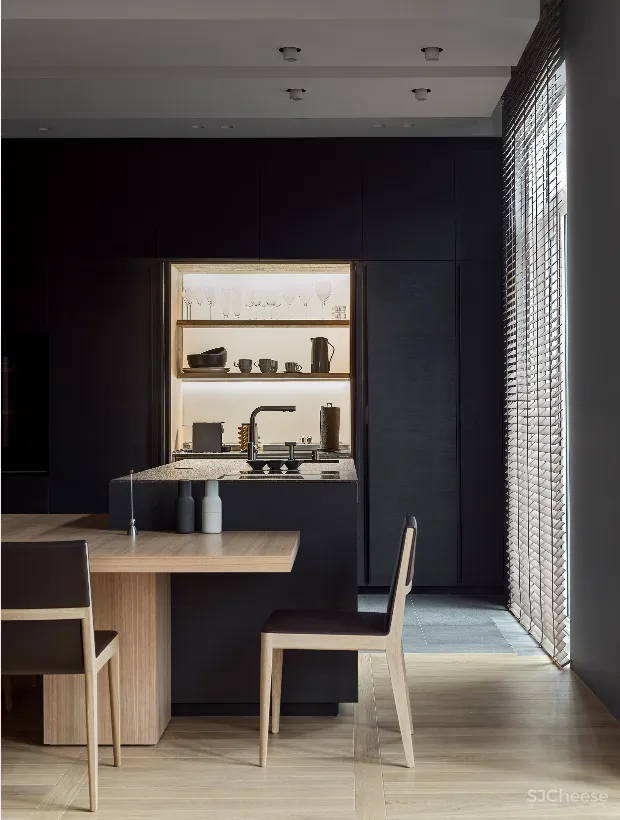 独居女性的126平米让时髦与智能打造“暗黑系”的温暖空间