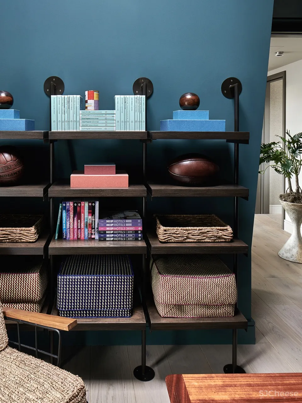 Hubert Zandberg | Westminster Duplex Apartment , 当代典型的英伦住宅