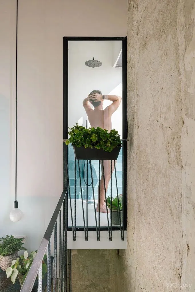 冲凉时俯瞰城市美景？这个穹顶之下的住宅有点狂野