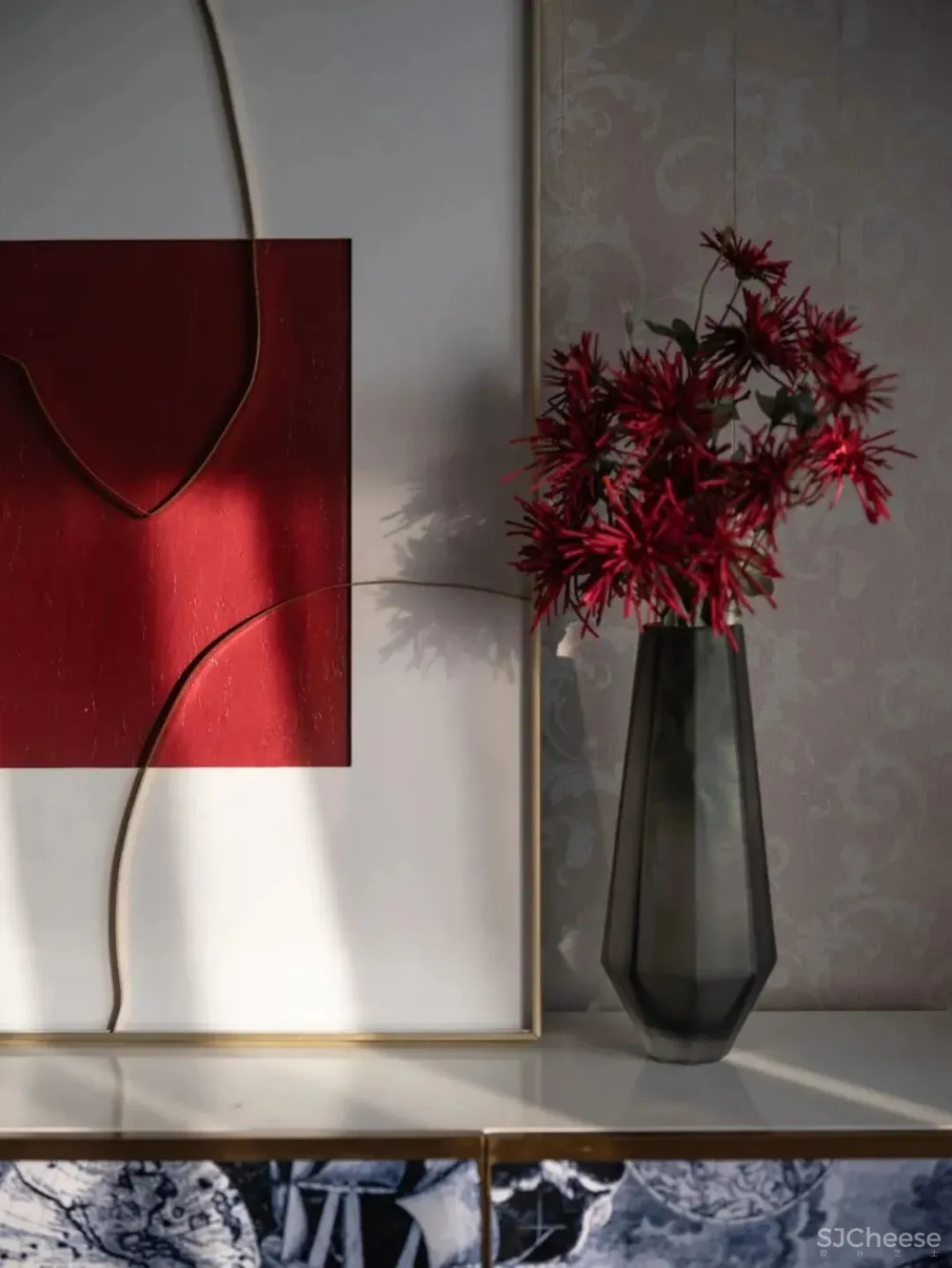 冷元宝新作 惊艳中国红,时尚新古典