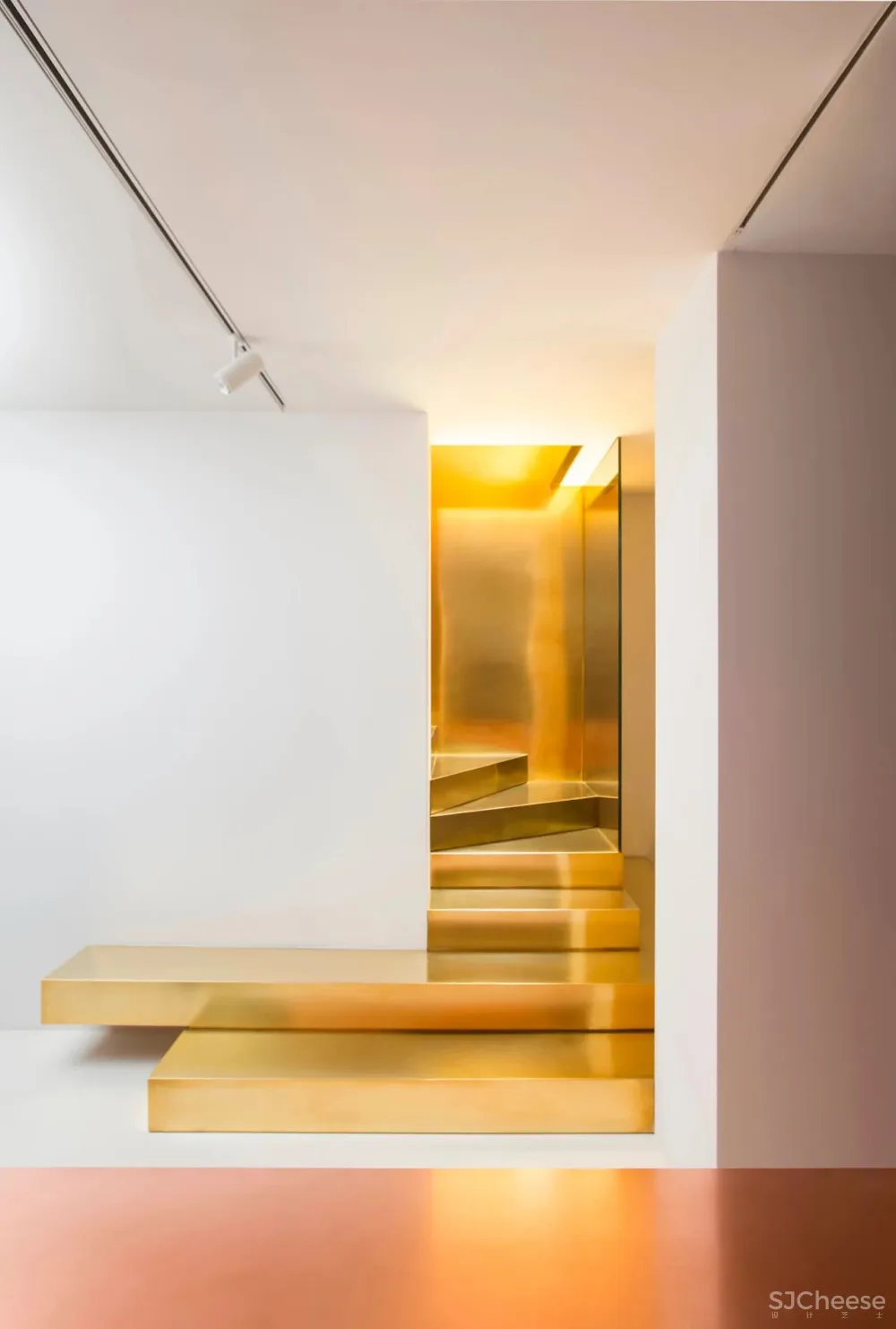 Storage Associati 精致优雅的现代美学