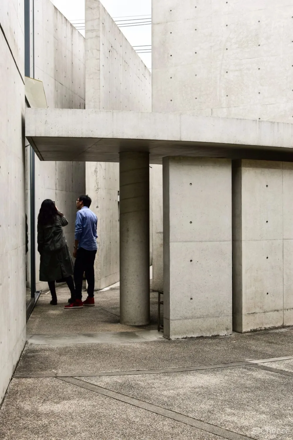 安藤忠雄丨清水混凝土诗人