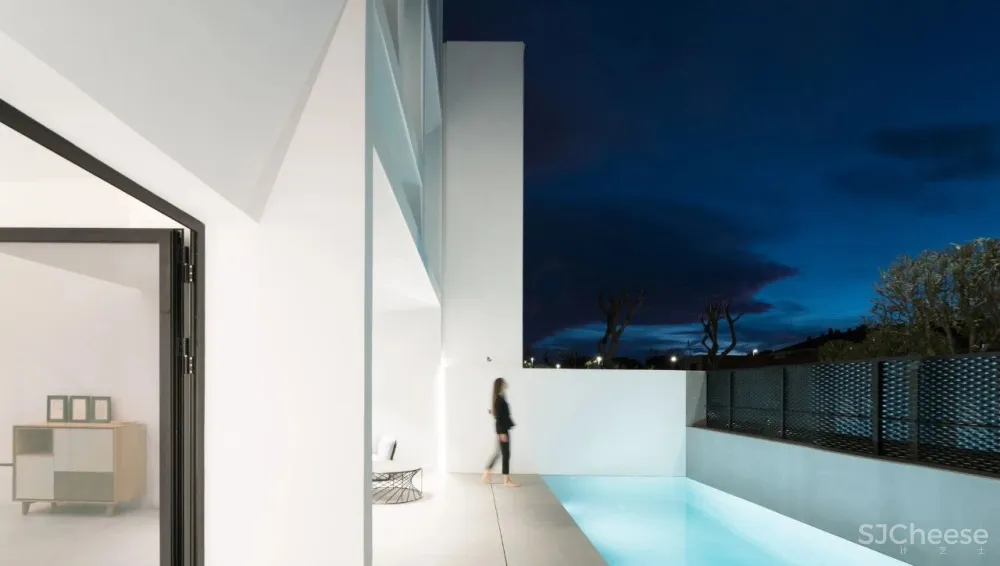 极简白 空灵唯美的纯粹美感