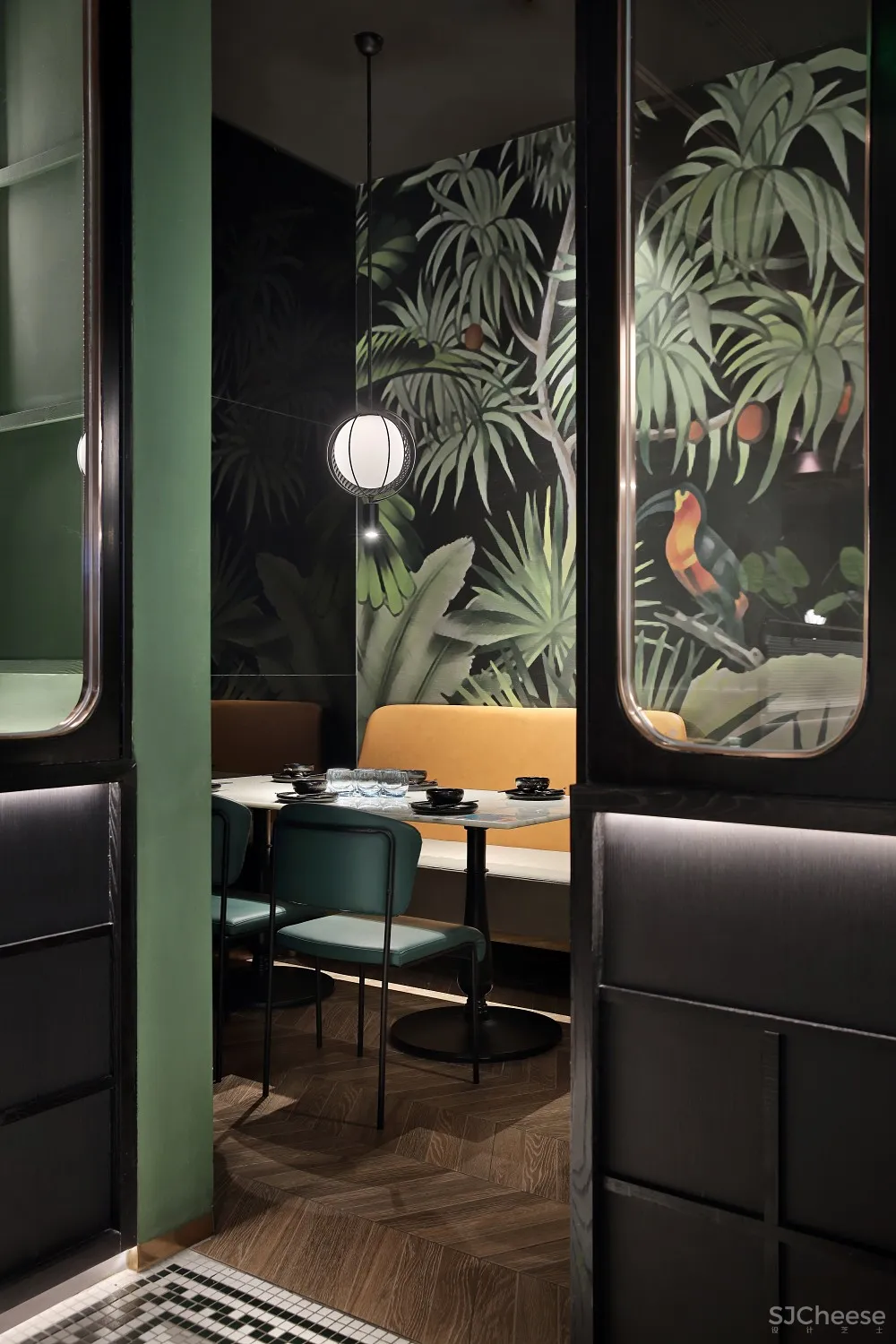 品牌餐厅设计·新加坡风格餐厅设计·深圳餐饮空间设计:星美聚