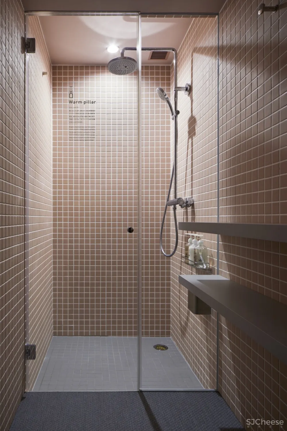 Naruse Inokuma | Nine Hours Capsule Hotel , 日本传统太空舱旅馆