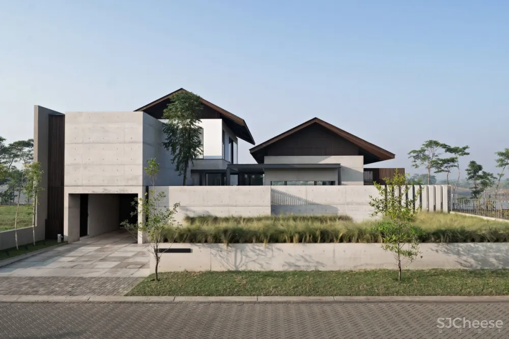 Pranala Associates | Iyashi House , 现代混凝土景观别墅