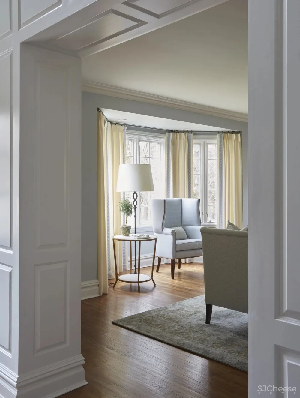 高级灰 蓝色，打造优雅的高贵感