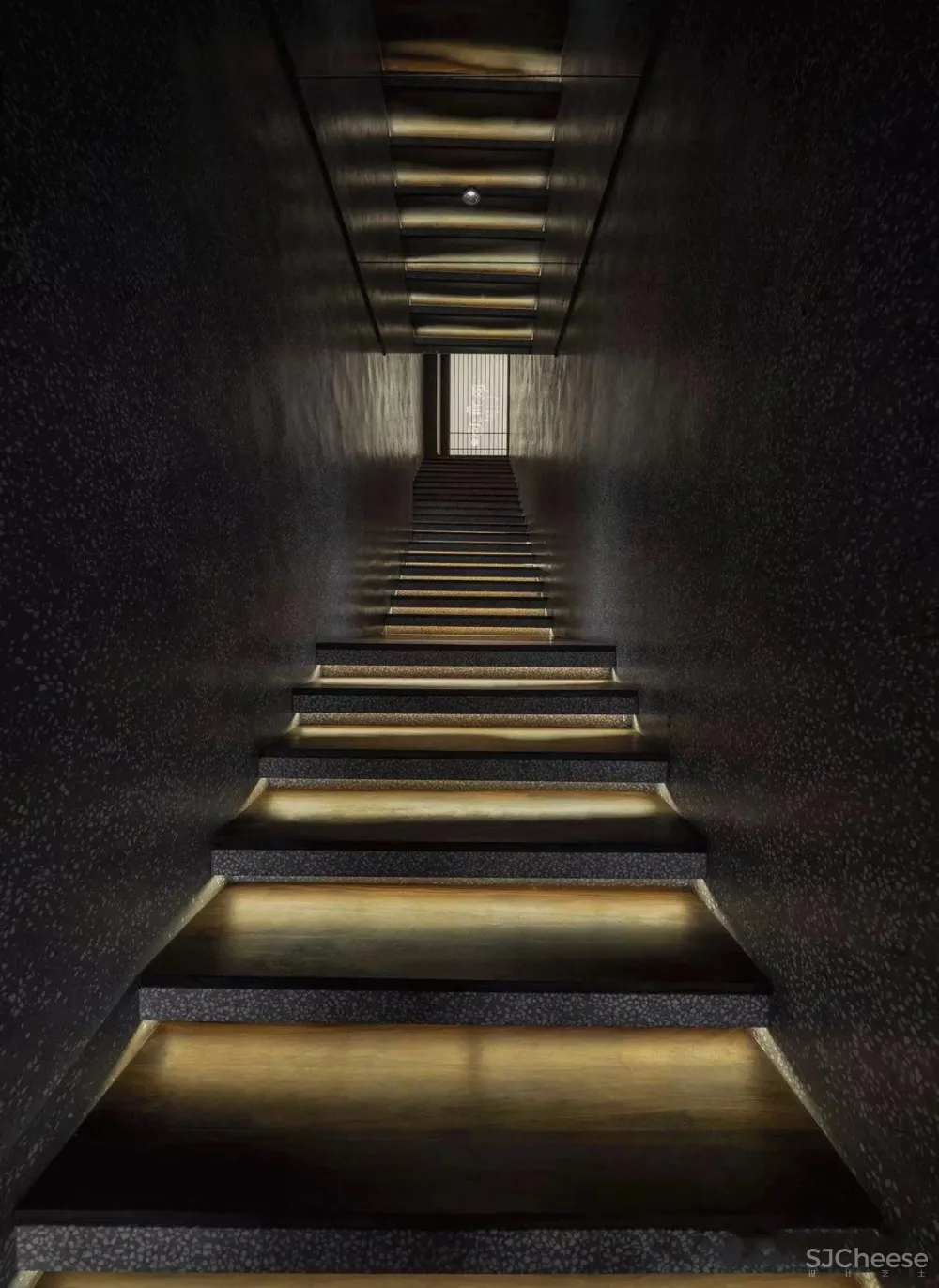 沈雷力作 百年品牌 历史餐饮名店「凤临阁」