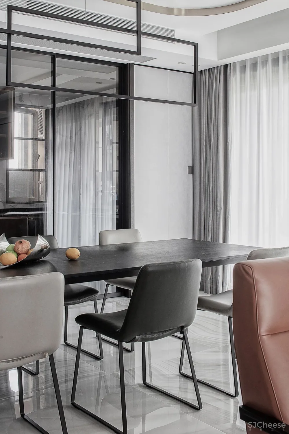 228㎡ 现代风简约住宅,舒适随性让生活回归本质