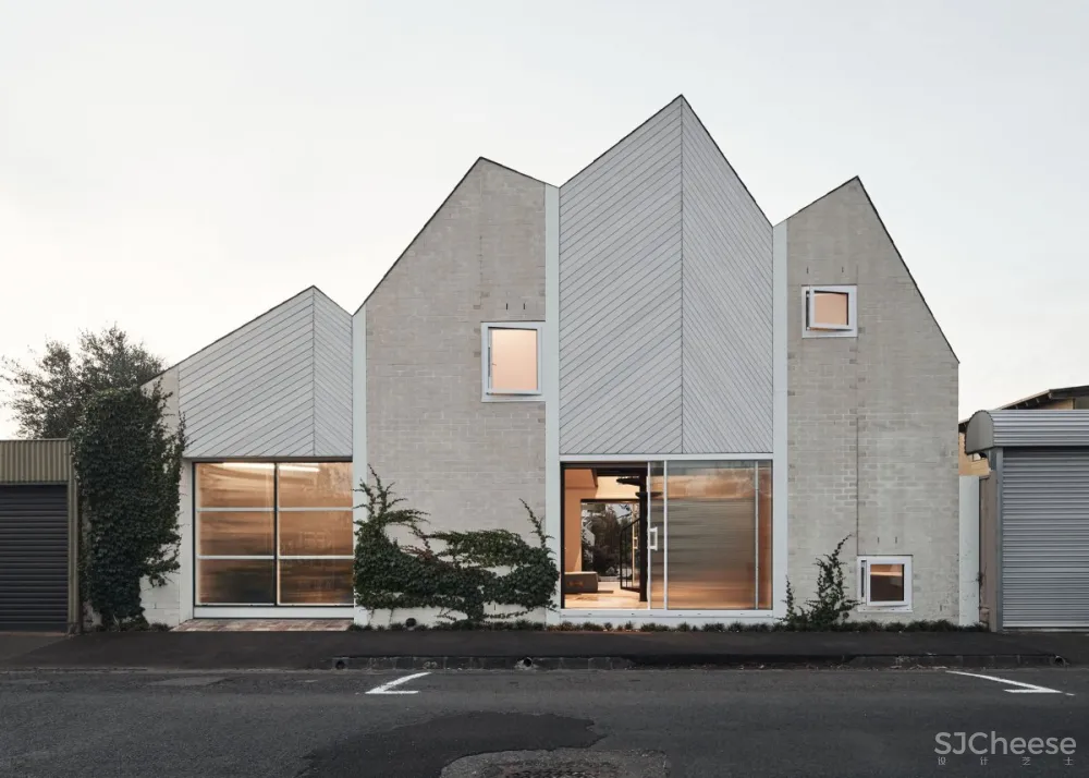 Austin Maynard | Raerae House , 墨尔本当代经典住宅