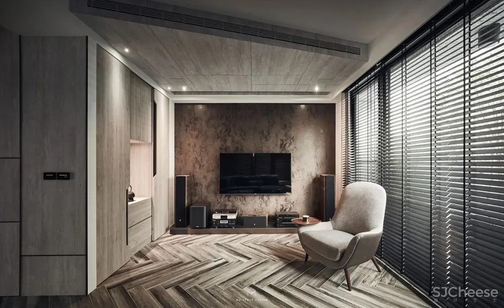 还在用传统方式铺地板?看「人字拼」怎样演绎质朴自然风